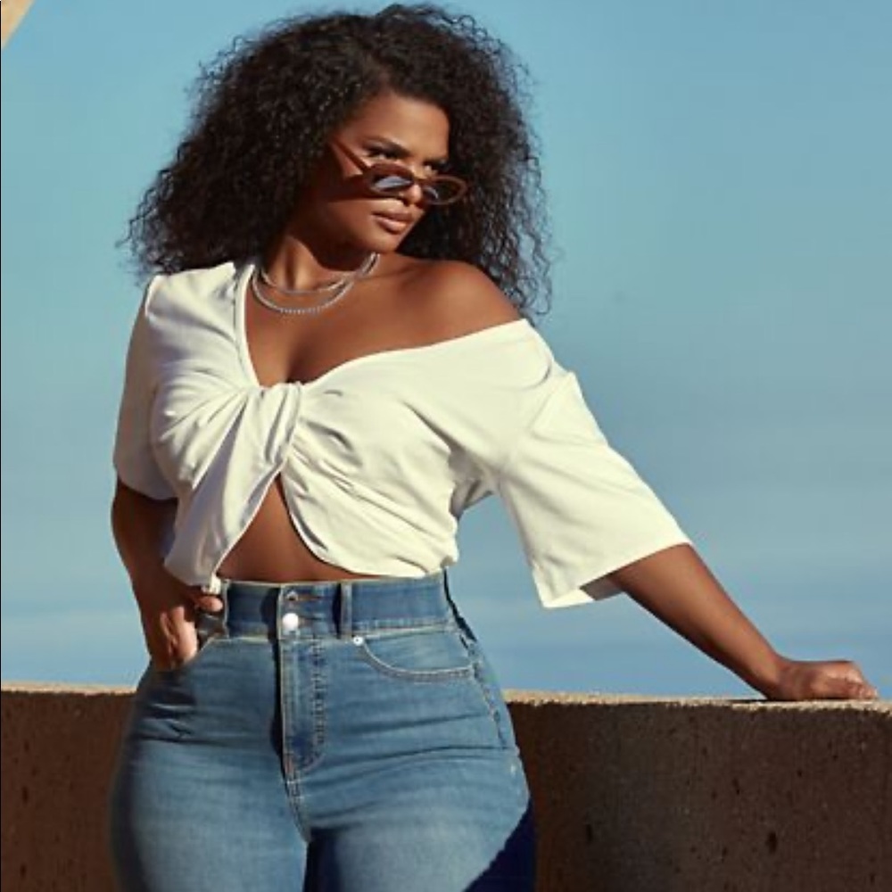 Twist Front Tee